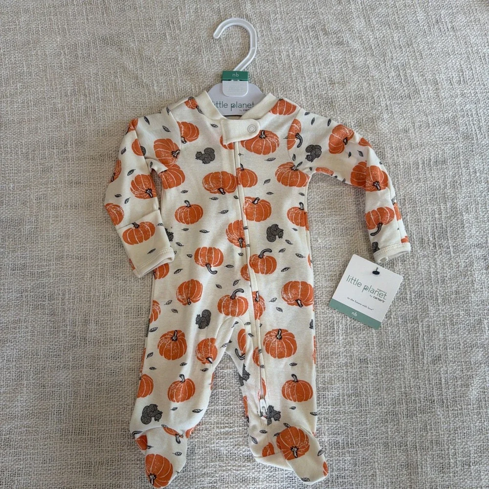 NWT Little Planet Organic Long Sleeve Footed Sleeper With Pumpkins Size Newborn